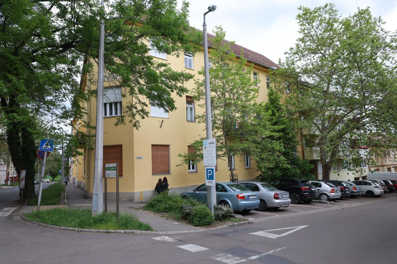 Vito Apartman 埃格尔 外观 照片